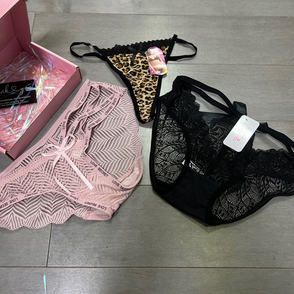 Meet your Posher, Candy - Picture 2 of 4